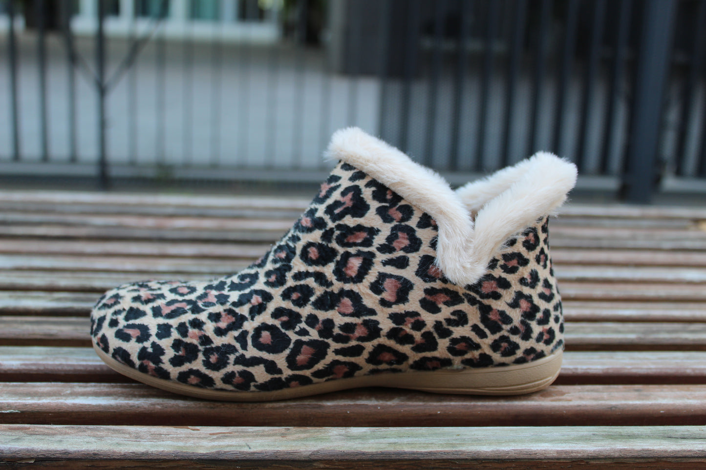 Stivaletti alcantara lana vergine leopardato donna