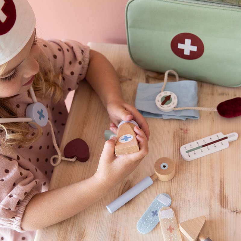 Valigietta pronto soccorso del dottore