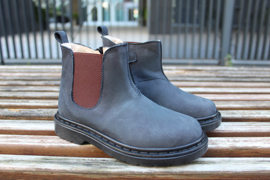 Stivaletti beatles in nabuk blu con elastico marrone