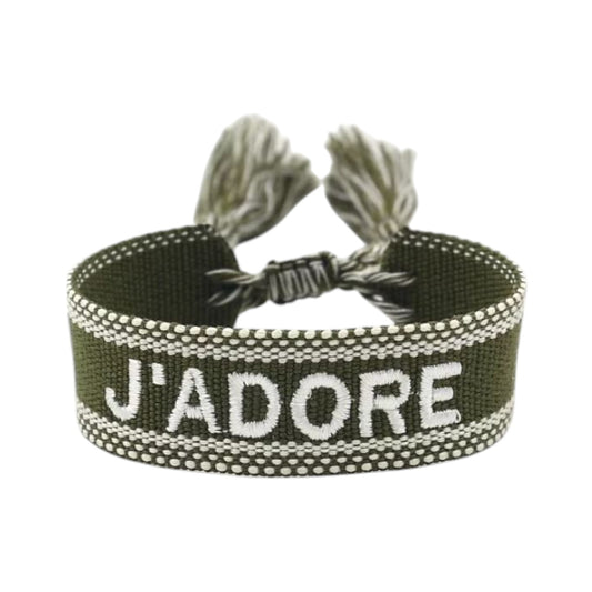 Bracciale in tessuto verdone con scritta J'Adore ricamata bianca