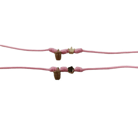 Bracciale filo magico rosa ditale portafortuna e charm - Scegli il charm