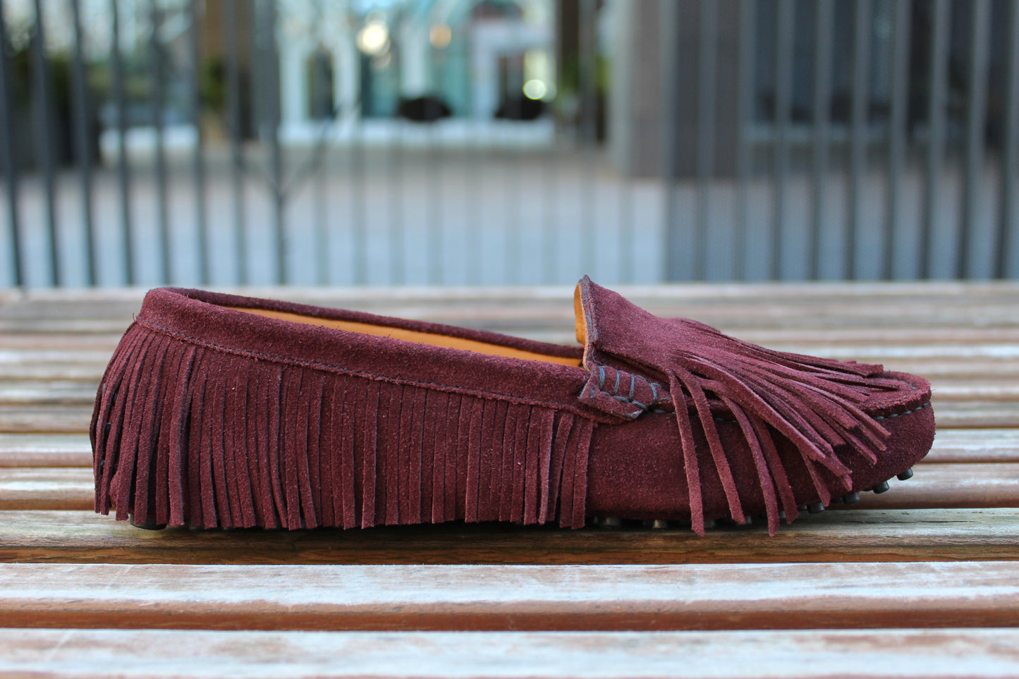 Mocassini scamosciati frange bordeaux