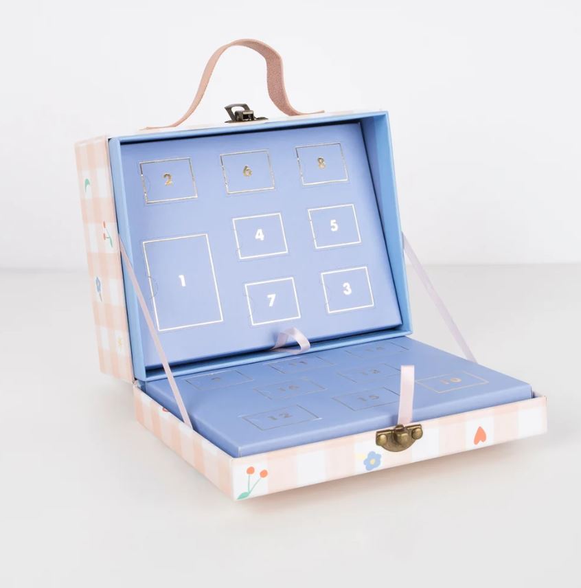 Calendario dell'Avvento Charms valigetta