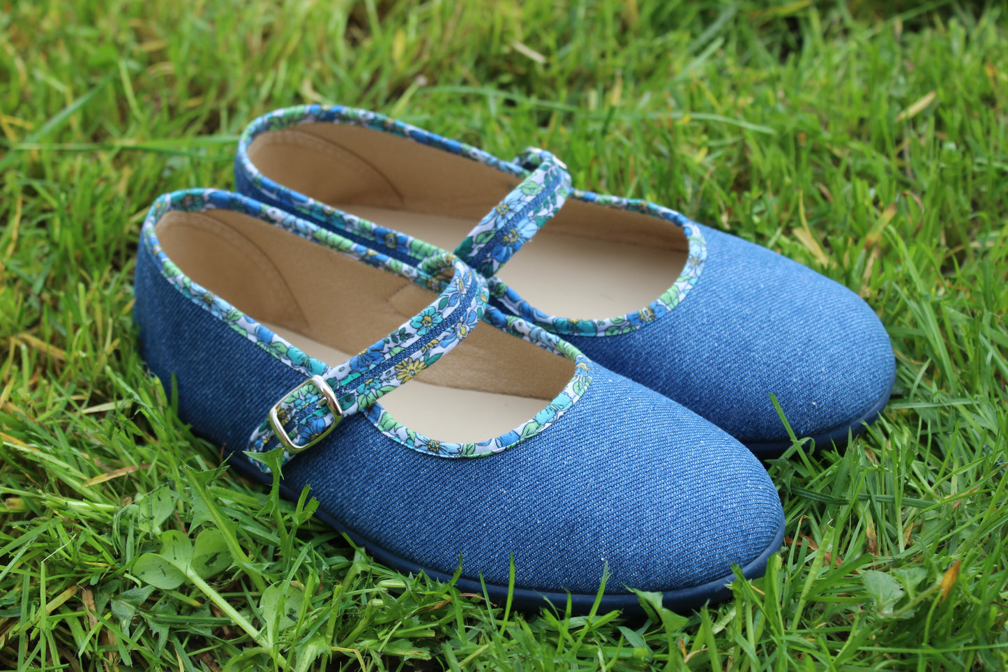 Ballerine in cotone denim bordino fiori verdi
