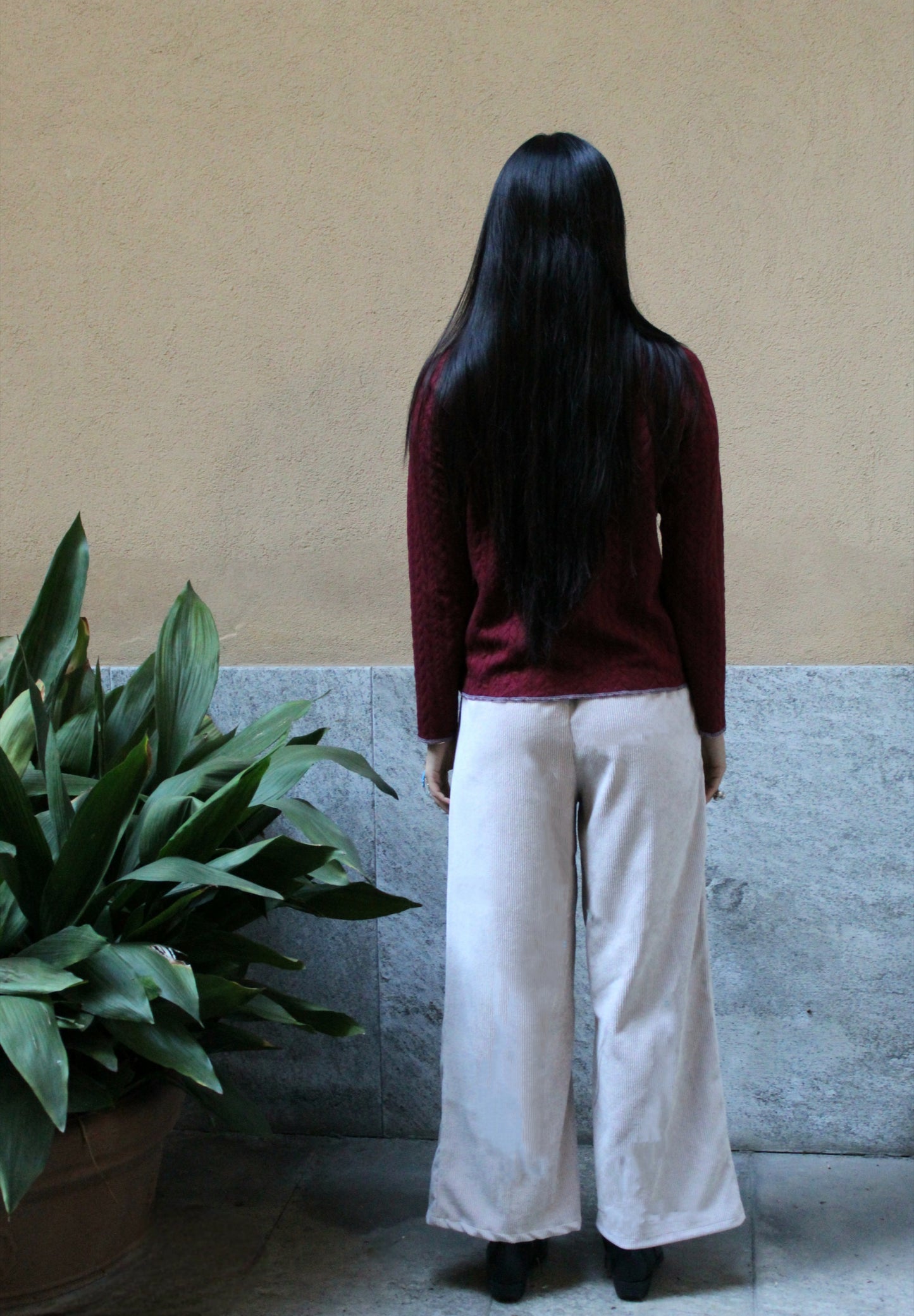 Jogger con elastico in vita velluto melange panna