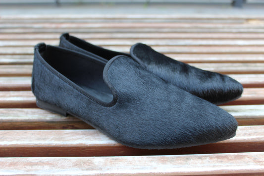 Slippers effetto cavallino nero