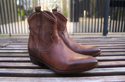 Camperos in vera pelle bassi color cuoio