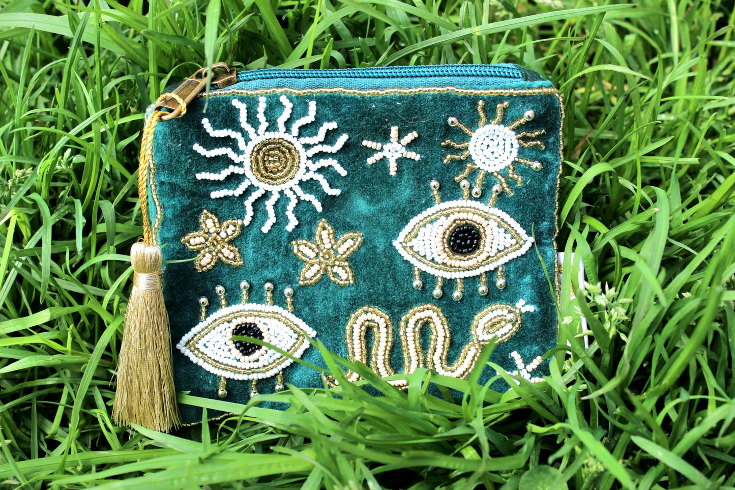 Pochette ricamata Occhi portafortuna petrolio