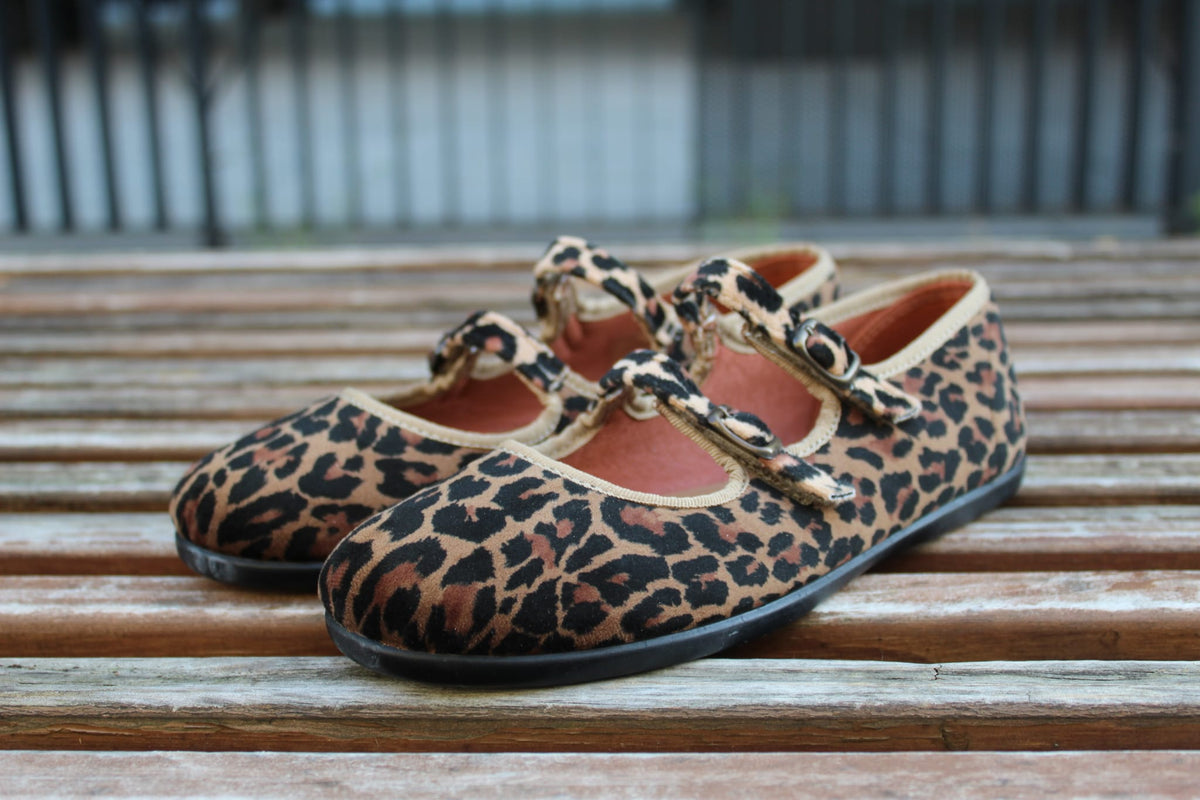 Ballerine in velluto leopardato doppio cinturino