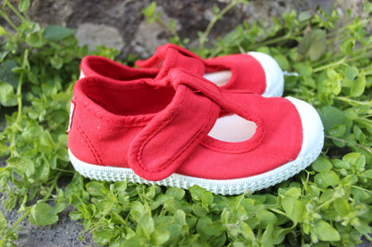 Scarpette Cienta in cotone con strappo rosso
