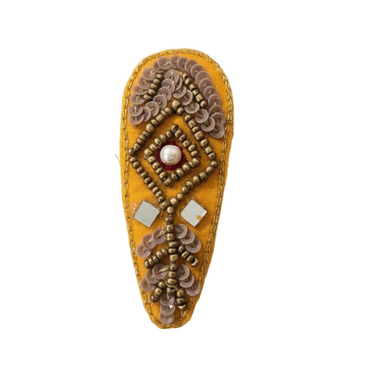 Molletta senape con strass e perline