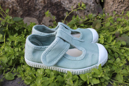 Scarpette Cienta in cotone con strappo verde salvia