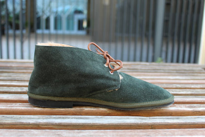 Polacchini scamosciati con pelo color verde bosco
