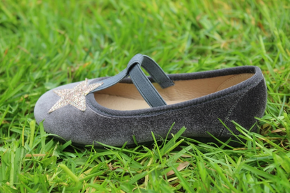 Ballerine in velluto grigio con stella