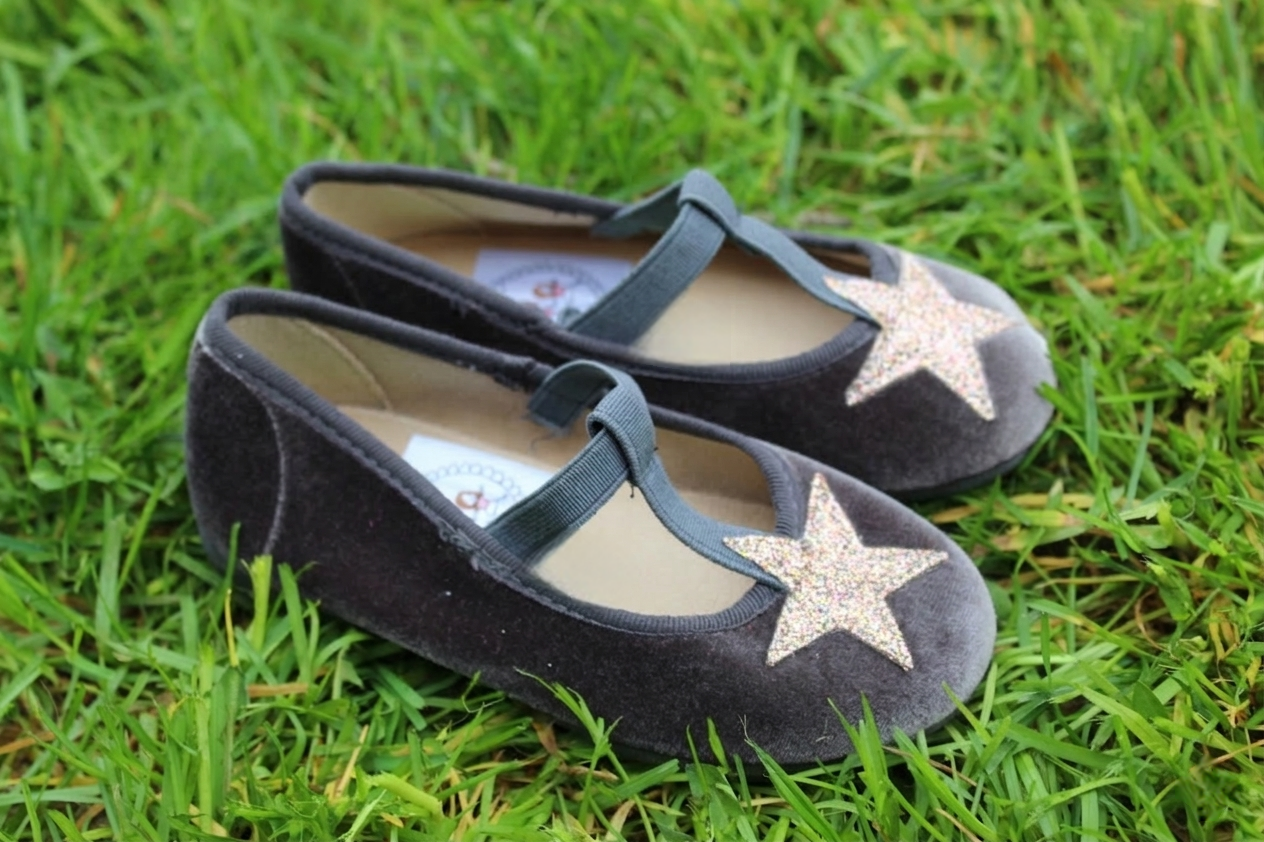 Ballerine in velluto grigio con stella